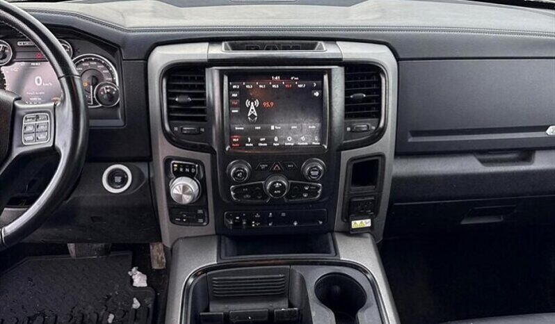 
								2018 RAM 1500 Rebel full									