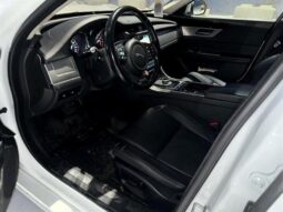 
										2017 Jaguar XF 35t Premium AWD full									