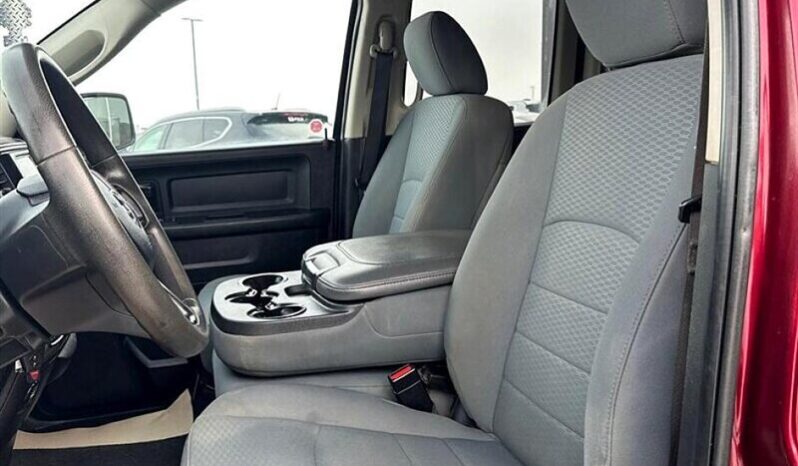 
								2019 RAM 1500 Classic ST full									