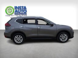 
										2018 Nissan Rogue SV full									