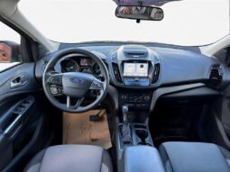 
										2017 Ford Escape SE full									