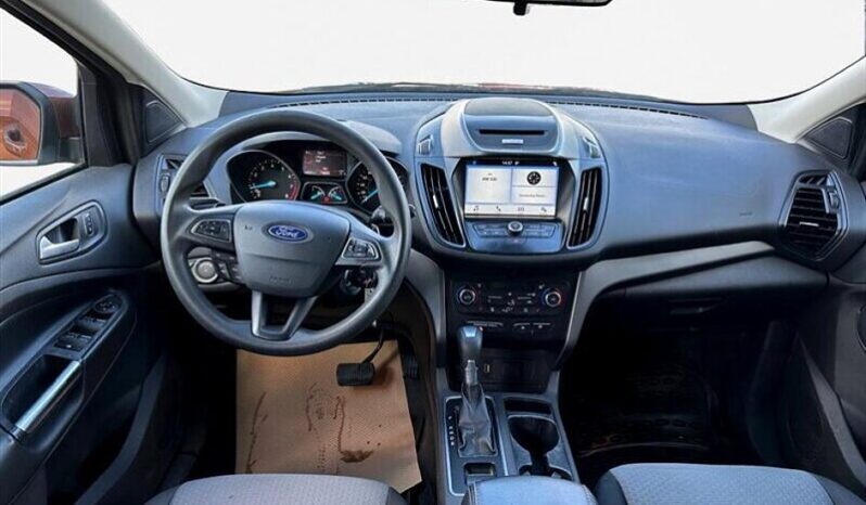 
								2017 Ford Escape SE full									