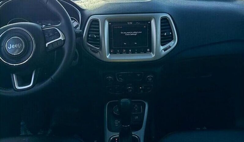
								2018 Jeep Compass North full									