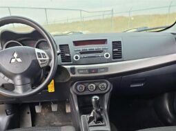 
										2013 Mitsubishi Lancer Sportback SE full									