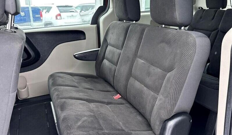 
								2018 Dodge Grand Caravan SE full									