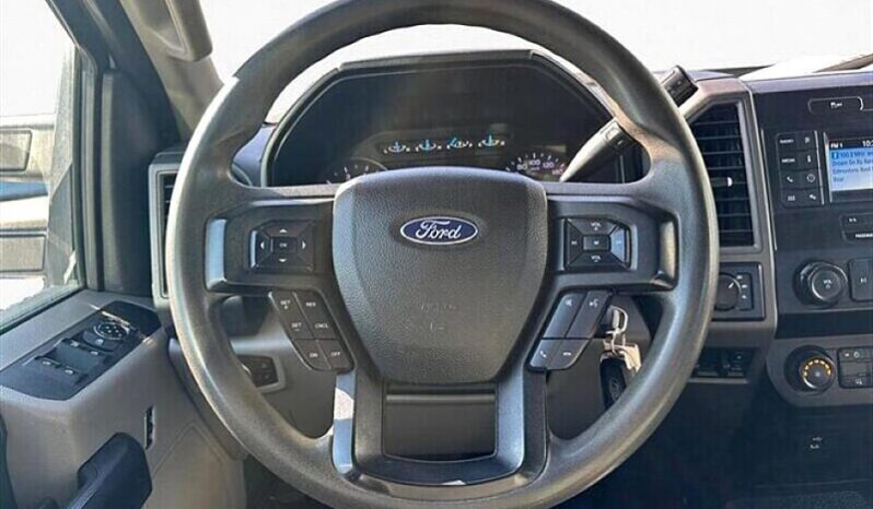 
								2020 Ford F-350 XLT full									