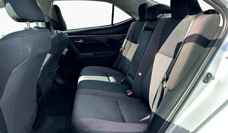 
								2018 Toyota Corolla LE full									