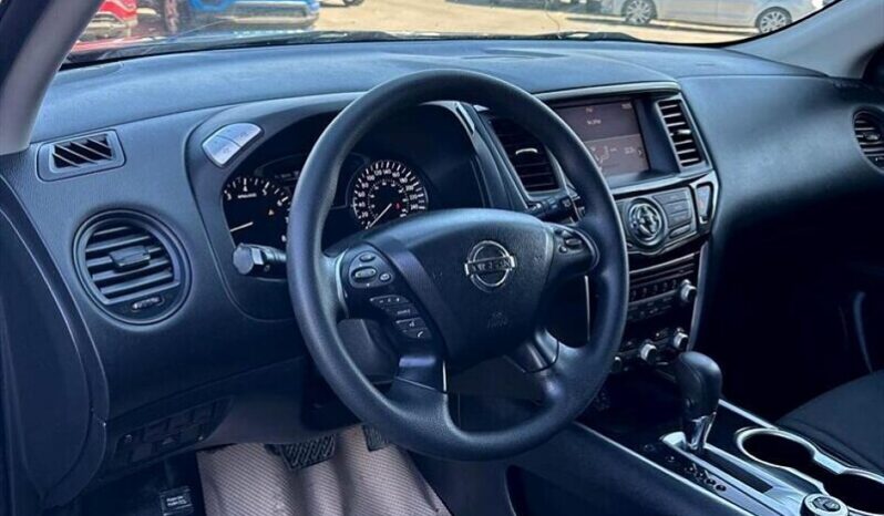 
								2018 Nissan Pathfinder S full									