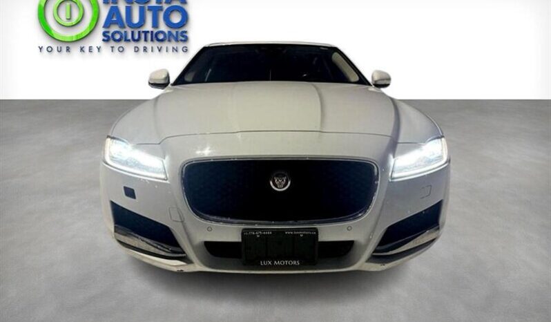 
								2017 Jaguar XF 35t Premium AWD full									