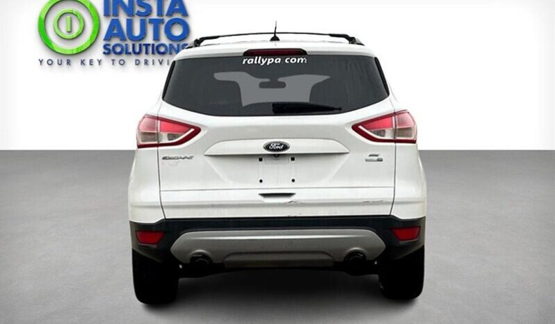 
								2015 Ford Escape SE full									