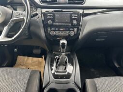 
										2018 Nissan Qashqai SV full									