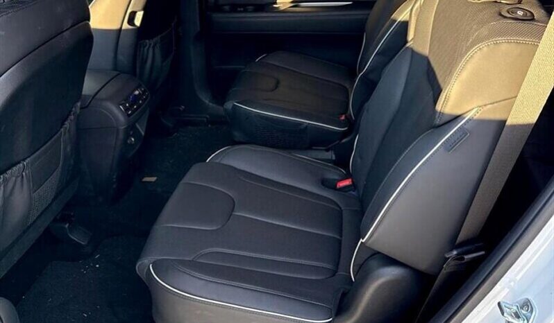 
								2024 Hyundai Palisade Urban full									