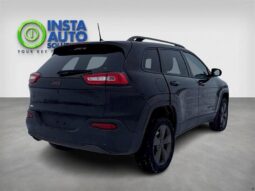 
										2016 Jeep Cherokee Latitude 75th Anniversary full									