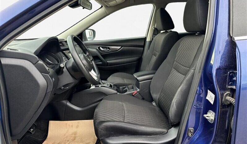 
								2020 Nissan Rogue SV full									
