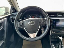 
										2018 Toyota Corolla LE full									