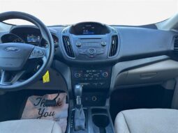 
										2017 Ford Escape SE full									