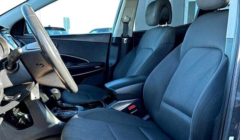 
								2018 Hyundai SANTA FE Sport 2.4L Premium full									