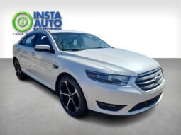 
										2015 Ford Taurus SEL full									