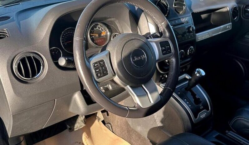 
								2017 Jeep Compass Sport full									