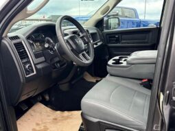 
										2020 RAM 1500 Express full									