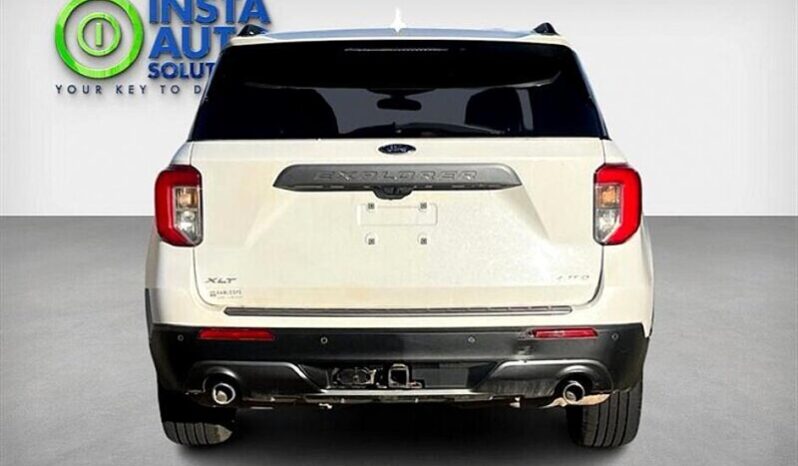 
								2021 Ford Explorer XLT full									
