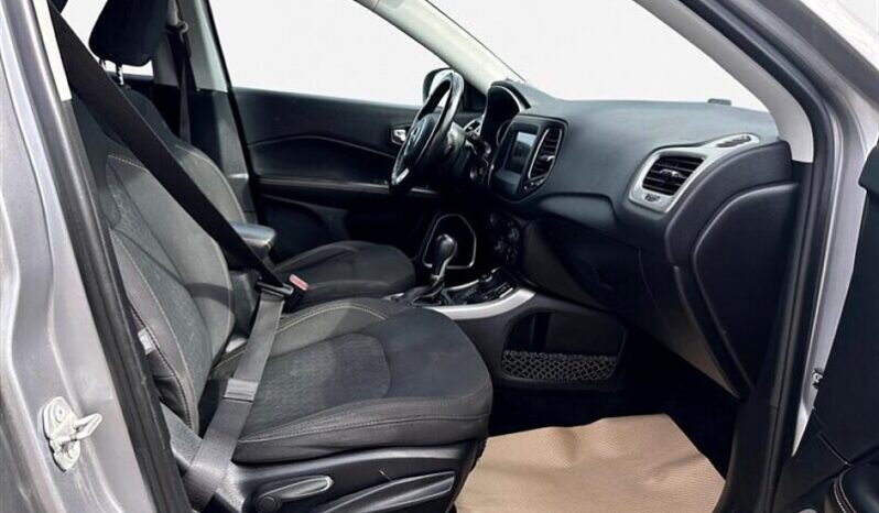 
								2019 Jeep Compass Sport full									
