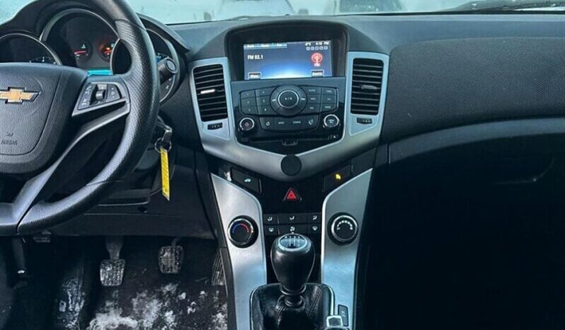 
								2016 Chevrolet Cruze Limited 1LT Manual full									