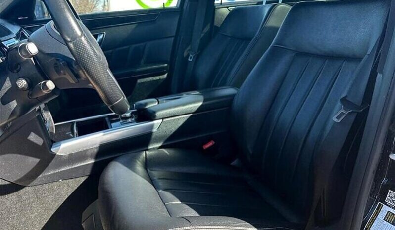 
								2016 Mercedes-Benz E-Class E 400 4MATIC full									