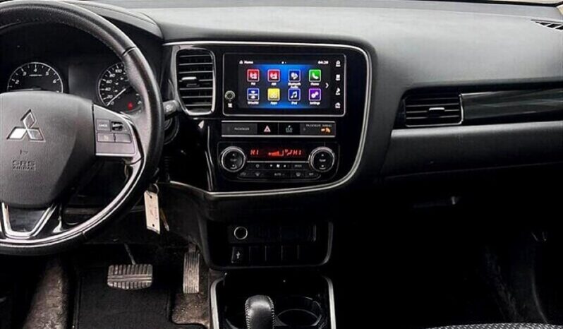 
								2019 Mitsubishi Outlander ES full									