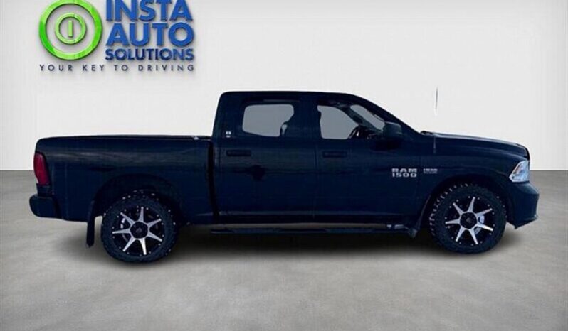 
								2018 RAM 1500 Express full									