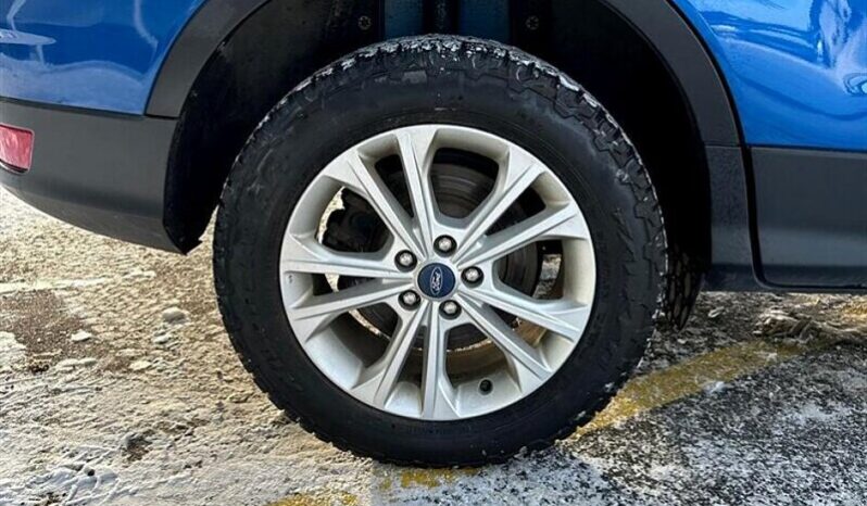 
								2018 Ford Escape SE full									
