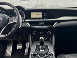 
										2018 Alfa Romeo Stelvio Sport full									