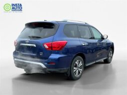 
										2017 Nissan Pathfinder SV full									