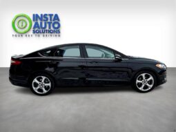 
										2016 Ford Fusion SE full									