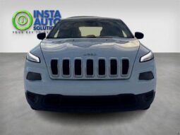 
										2016 Jeep Cherokee Sport full									