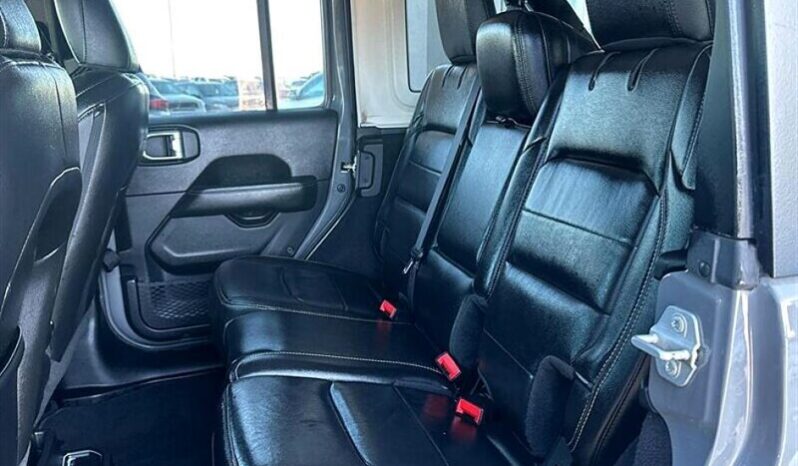 
								2019 Jeep Wrangler Sahara full									