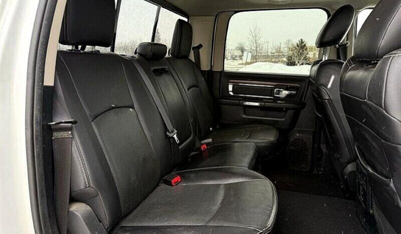 
								2017 RAM 2500 Laramie full									