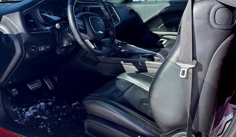 
								2019 Dodge Challenger SXT full									