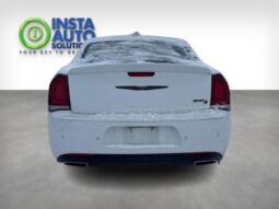 
										2022 Chrysler 300 Series S V6 full									