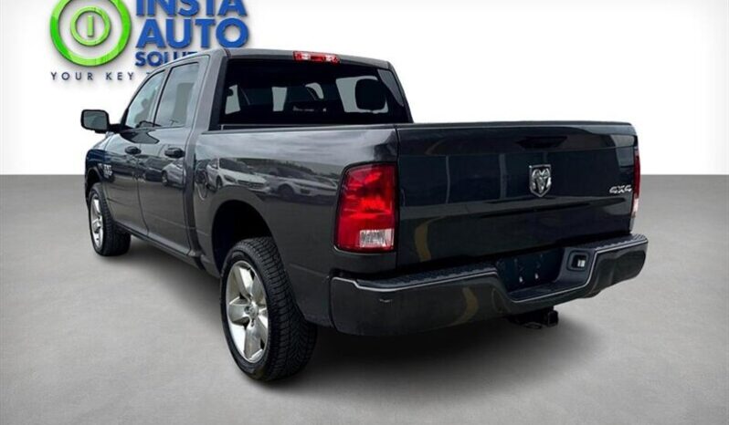 
								2020 RAM 1500 Express full									