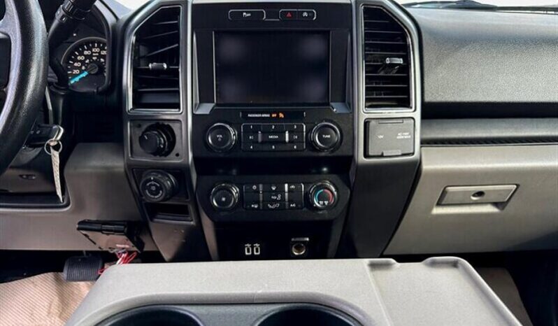 
								2019 Ford F-150 XLT full									