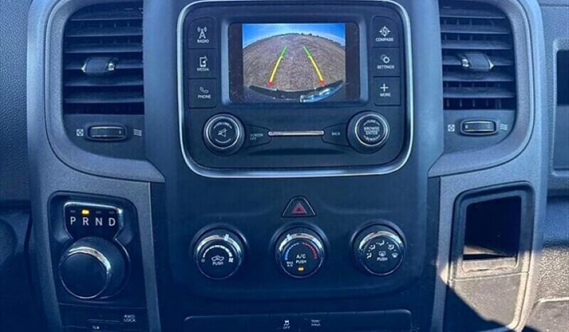 
								2019 RAM 1500 Classic ST full									