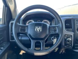 
										2017 RAM 1500 ST full									