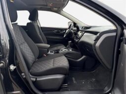
										2018 Nissan Qashqai SV full									