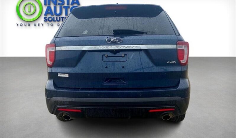 
								2017 Ford Explorer Base full									