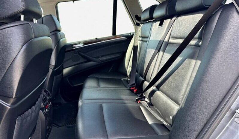 
								2011 BMW X5 xDrive50i full									