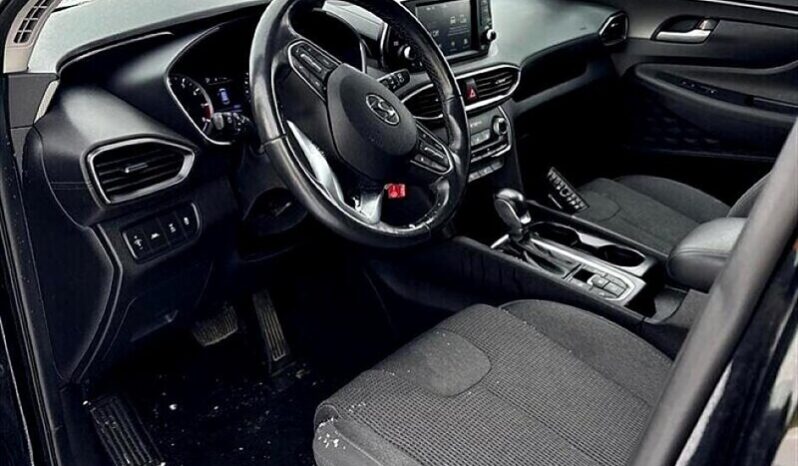 
								2020 Hyundai Santa Fe Essential 2.4L full									