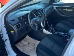 
										2017 Hyundai Elantra L full									