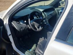 
										2015 Ford Taurus SEL full									
