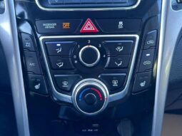 
										2017 Hyundai Elantra L full									